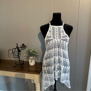 NWT-🩷 CUTE LACE TANK